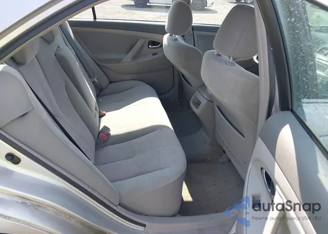 2011 Toyota Camry Le z USA, uszkodzony, nr VIN 4T1BF3EK6BU757169